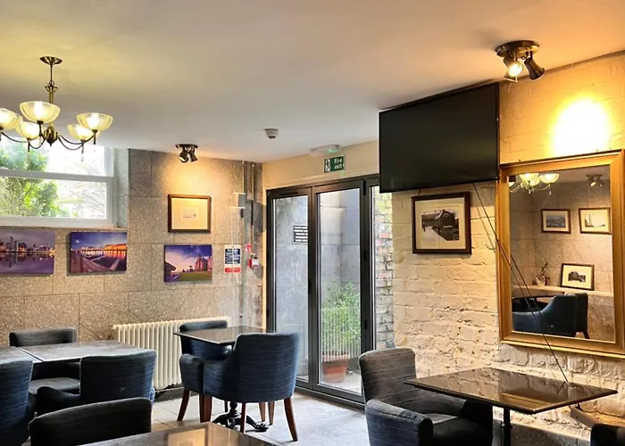 The Mountford Hotel - Free Parking